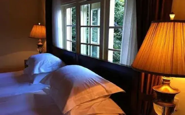 Yiyuan Hotel