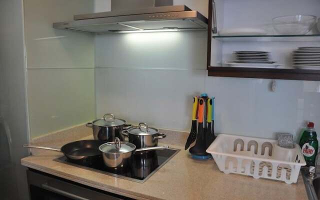 Isra Home Luxury Apartment with Sea View