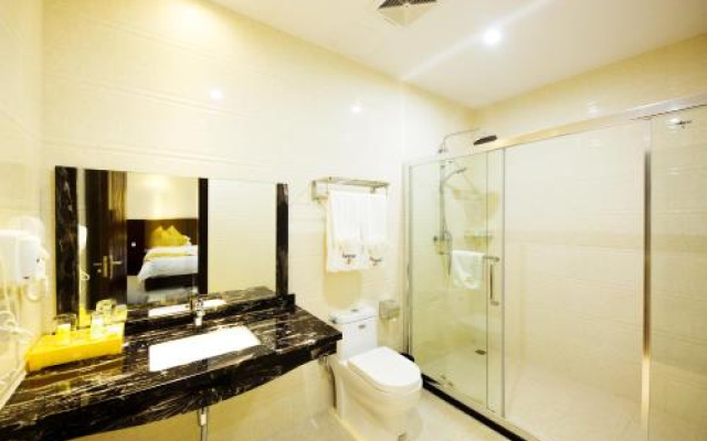 Jing Pin Century Hotel