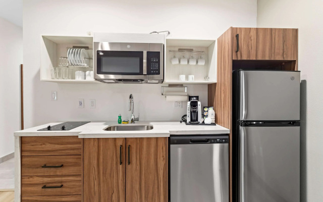 Hawthorn Extended Stay by Wyndham Port Arthur