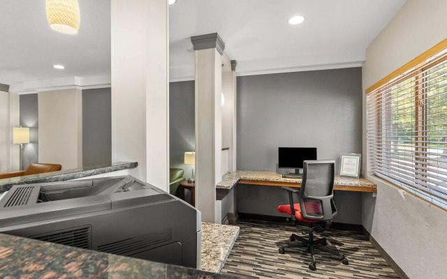 Quality Inn & Suites Denver International Airport