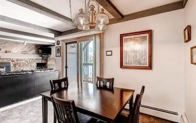 Longbranch by Pinnacle Lodging