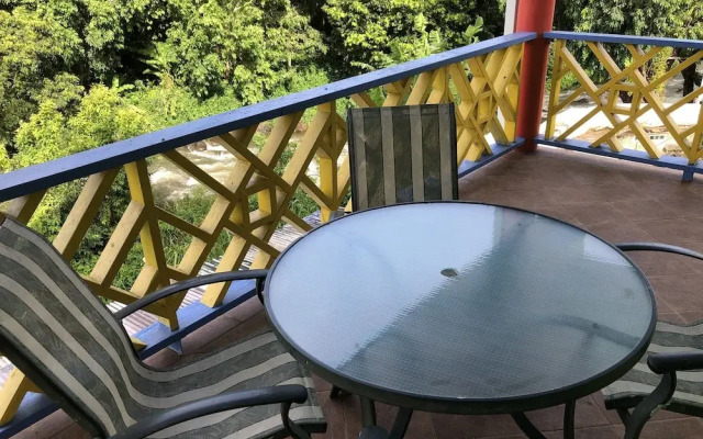 Coco Mango Suites