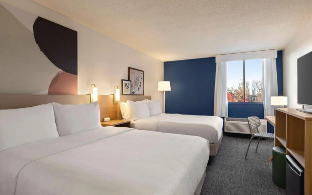 Spark by Hilton Germantown Washington DC North