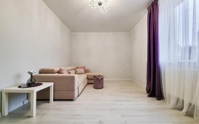 LovelyHome 39 (Lovelyhome 39) on Aksakov street 100A