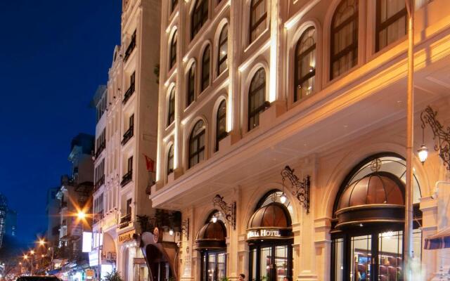 hotelImage