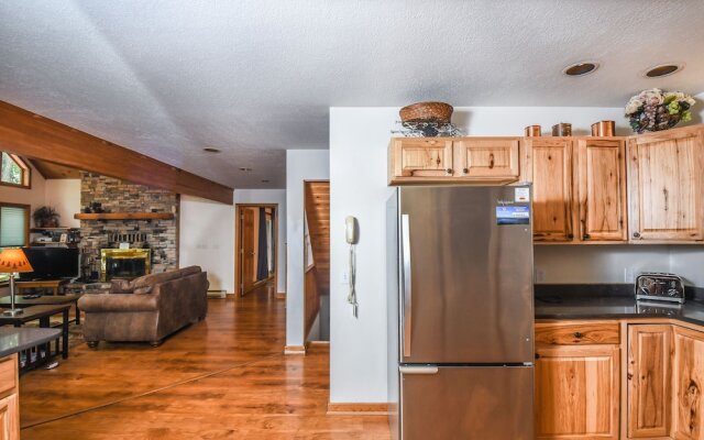 Over the Rainbow 4 Bedroom House