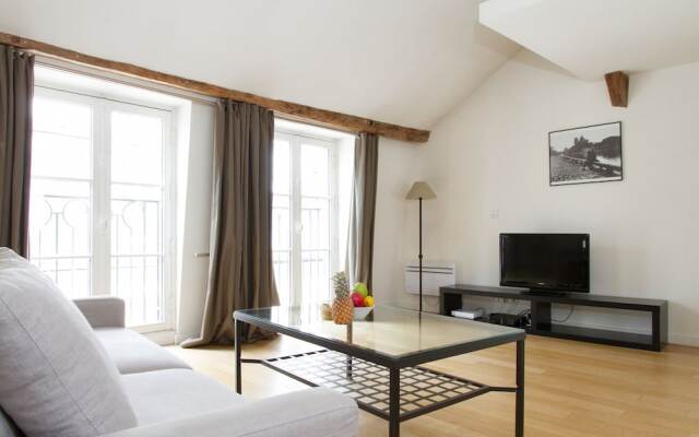 Saint Germain - Mabillon Apartment