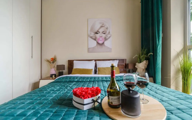 Lumina platinium Tower Apartments