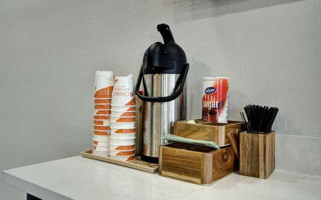 Motel 6 Fort Worth, TX – I-35 & I-20