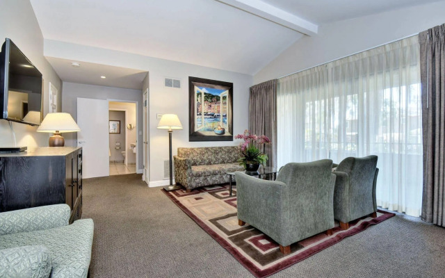 Stanford Group Extended Stay