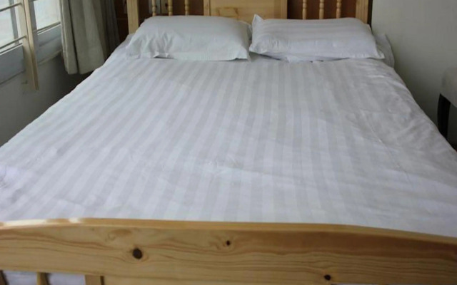 Hengsheng Peninsula Service Apartment