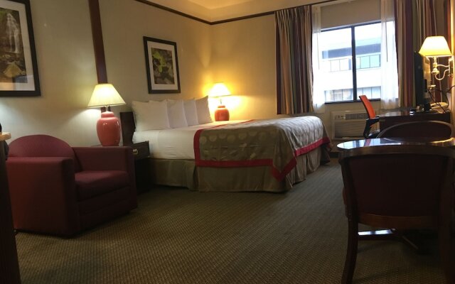 Ramada Portland Airport