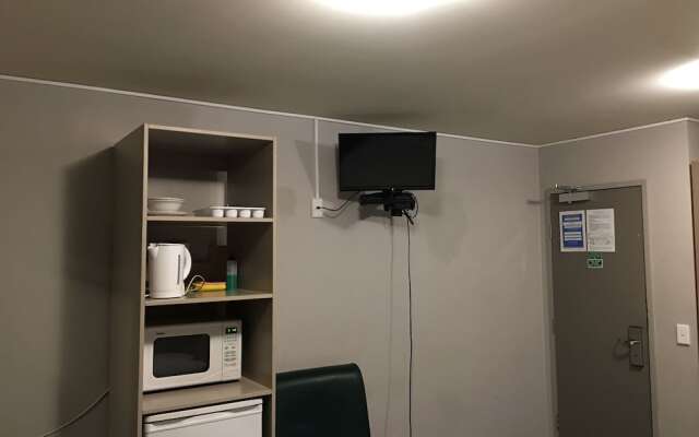 Manukau City Lodge