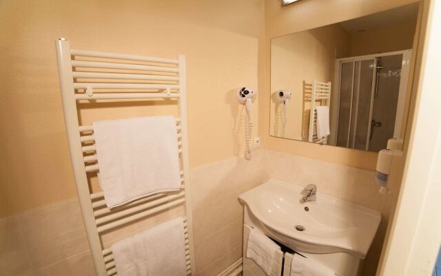 Brit Hotel Lannion - Perros Guirec