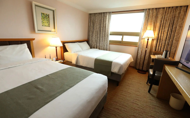 Prime Tourist Hotel