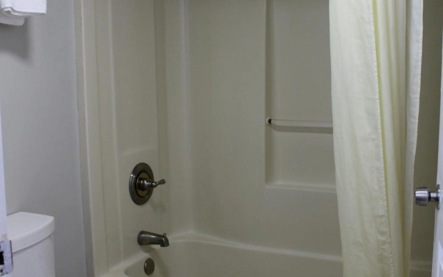 Savannah Inn Savannah I-95 North