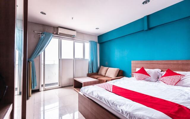 Sentra Timur Residence by OYO Rooms