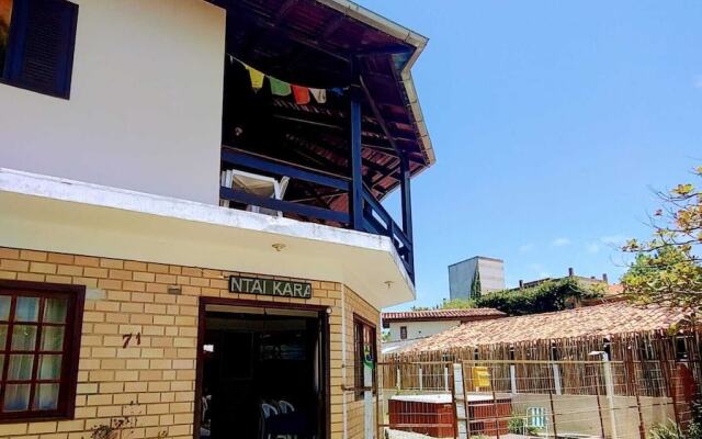 Pantai Karah Pousada