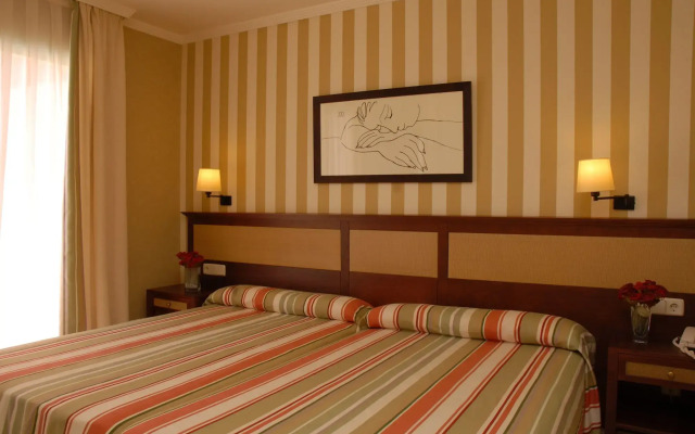 Holiday World Resort