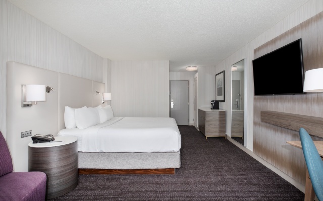 Crowne Plaza Kansas City Downtown by IHG - Image 6