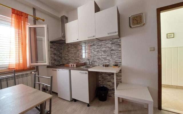 Apartments Mornar