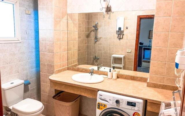 Royal Suite on the Touristic Promenade