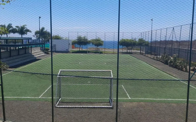 Espectacular casa grande vacacional en Manta!