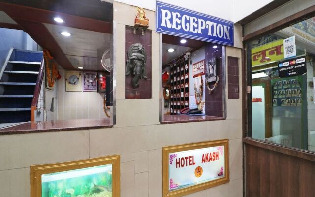 SPOT ON 37503 Hotel Akash