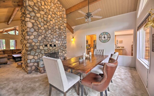 Wooded Yard, Gas Grill: Lush Pinetop Retreat