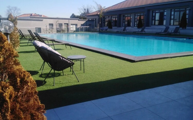 Louisville Guest Lodge