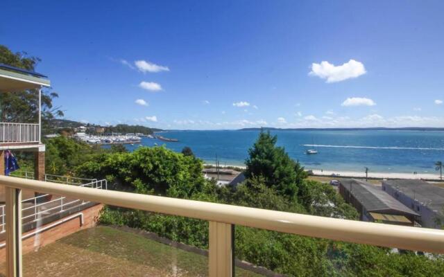 Quarterdeck, Unit 3/12 Magnus Street