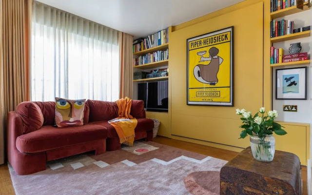 St Luke's Mews III by Onefinestay