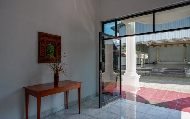 Hotel Horas Palopo by RedDoorz