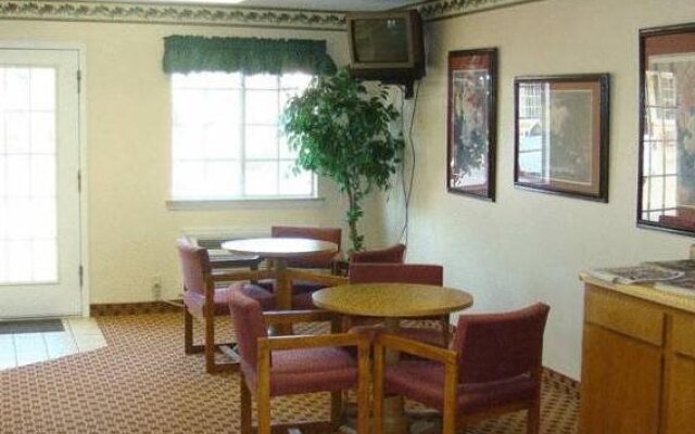 Regency 7 Motel