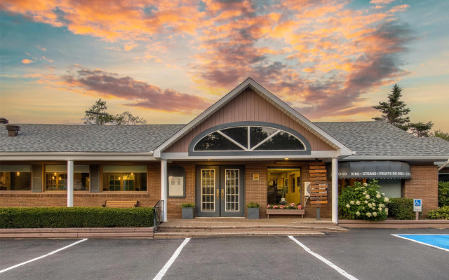 Danny’s Hotel Suites, SureStay Collection by Best Western