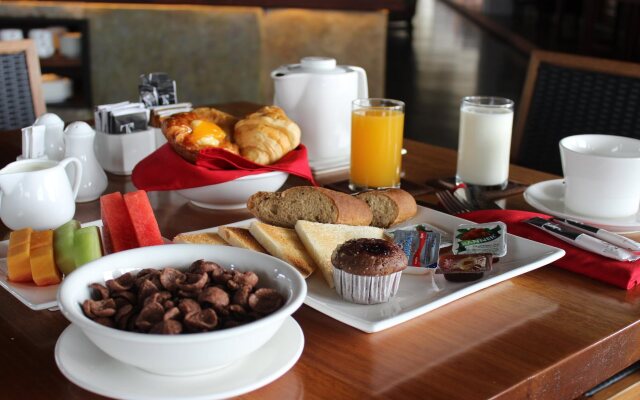 TS Suites Seminyak