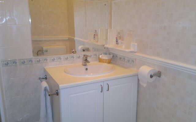 Annies Guest House