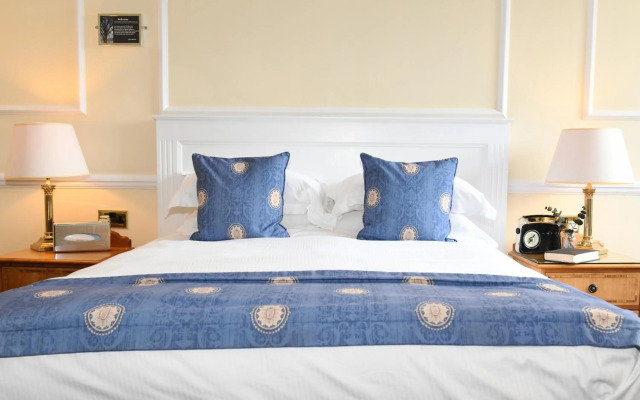 West Lodge Park Hotel