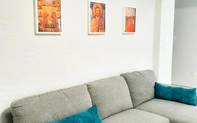 Sea Breeze Central, 2bed