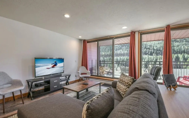 Montezuma 1771 by SummitCove Vacation Lodging