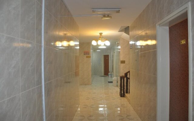 Al Buainain Apartments-Al Madrasah Hotel