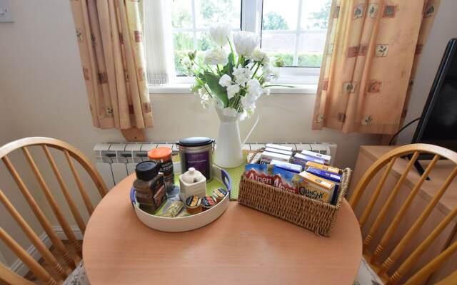 Little Rushbrook Cottages