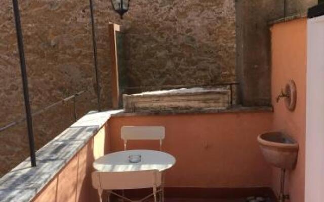 Montoro 15 Attic Suite