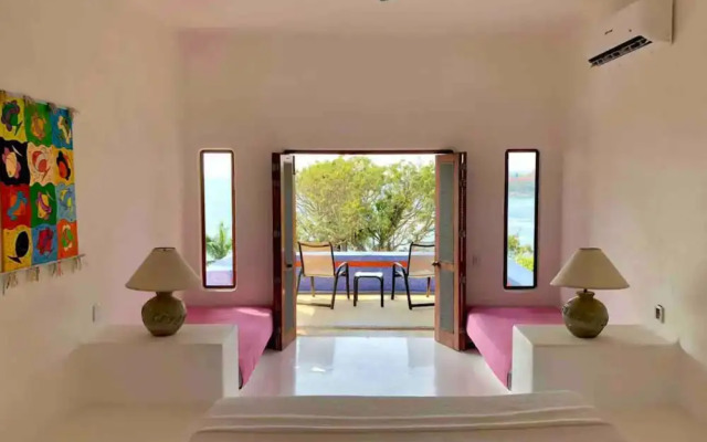 Lujosa Casa de 4 Recámaras con Alberca