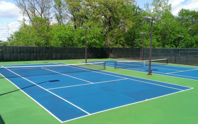 Crowne Plaza Minneapolis West by IHG