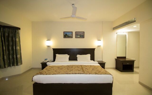 Grand Sarovar Portico