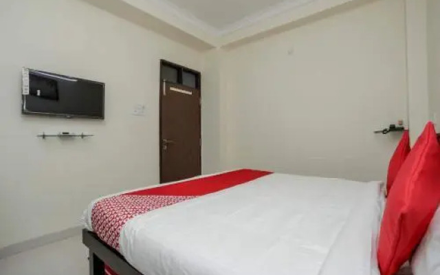 Hotel Metro by OYO Rooms
