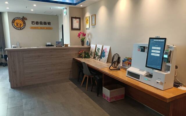Passion Fruit Hotel