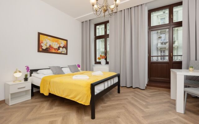 Piotrkowska Cozy Studio by Renters